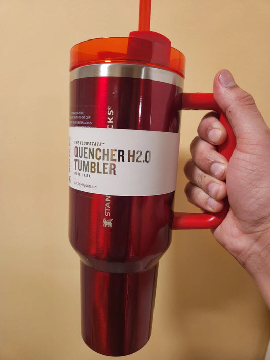 Stanley x Starbucks Limited Holiday Red Quencher 40oz FlowState H2.0 Tumbler