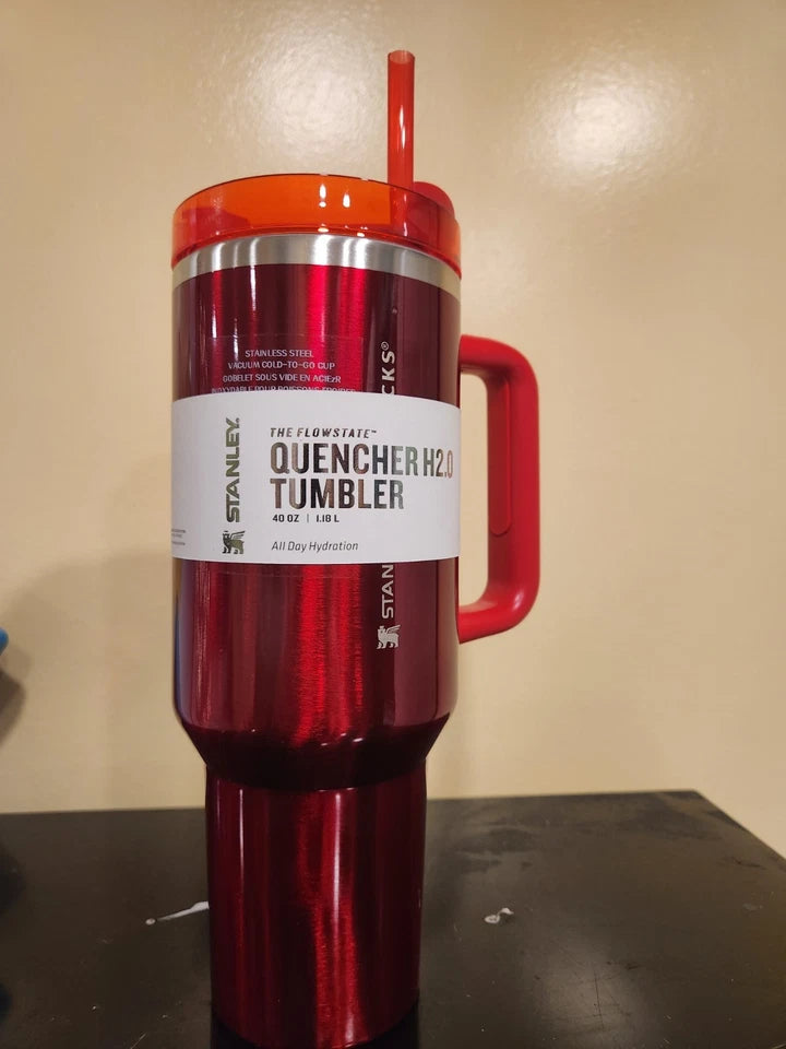 Stanley x Starbucks Limited Holiday Red Quencher 40oz FlowState H2.0 Tumbler